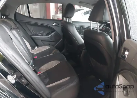 2012 Kia Optima Sx z USA, uszkodzony, nr VIN 5XXGR4A63CG071274